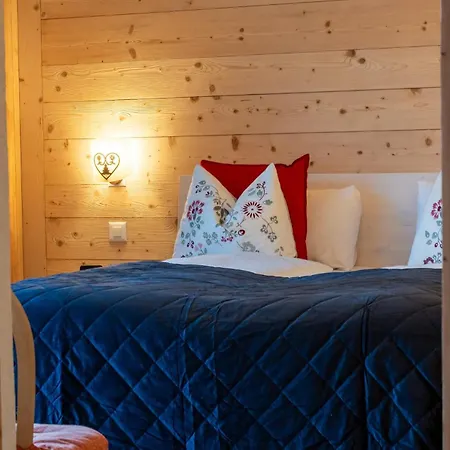 Fresh & Simple Near * Gstaad