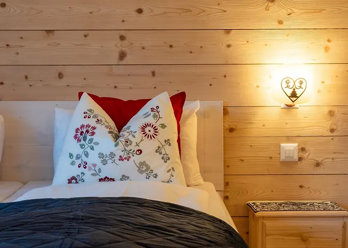 Lejlighed Basecamp - Renovated With Sunny Balcony By Heiti *