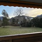 Basecamp - Renovated With Sunny Balcony By Heiti Апартаменты Гштад